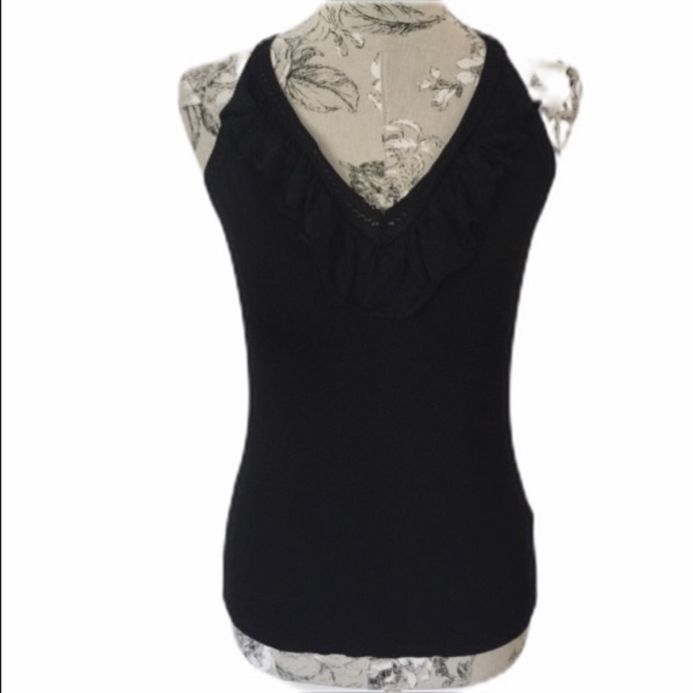 *white House Black Market Black Top S